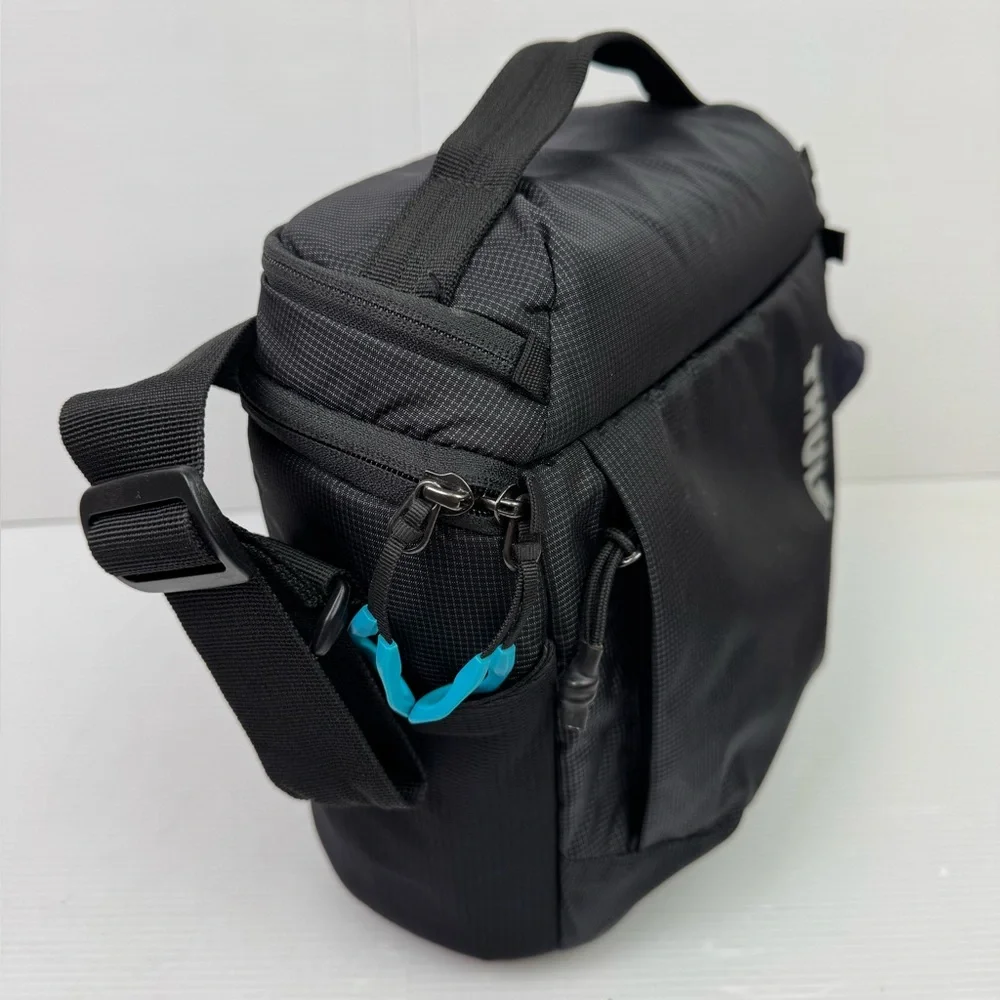 THULE Aspect Camera DSLR Shoulder Pack Travel Bag Padded - Black NO DIVIDERS